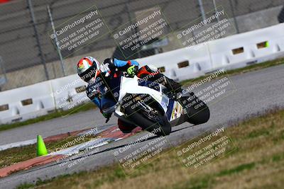 media/Jan-21-2023-Fastrack Riders (Sat) [[fcf3f88a30]]/Level 4/Session 3 Turn 9/